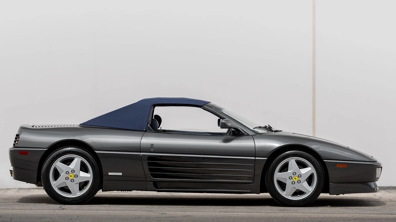 1994 Ferrari 348 Spider - Image 17 of 31