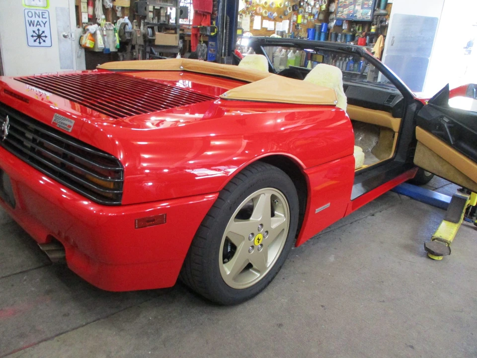 1994 Ferrari 348 Spider - Image 15 of 31