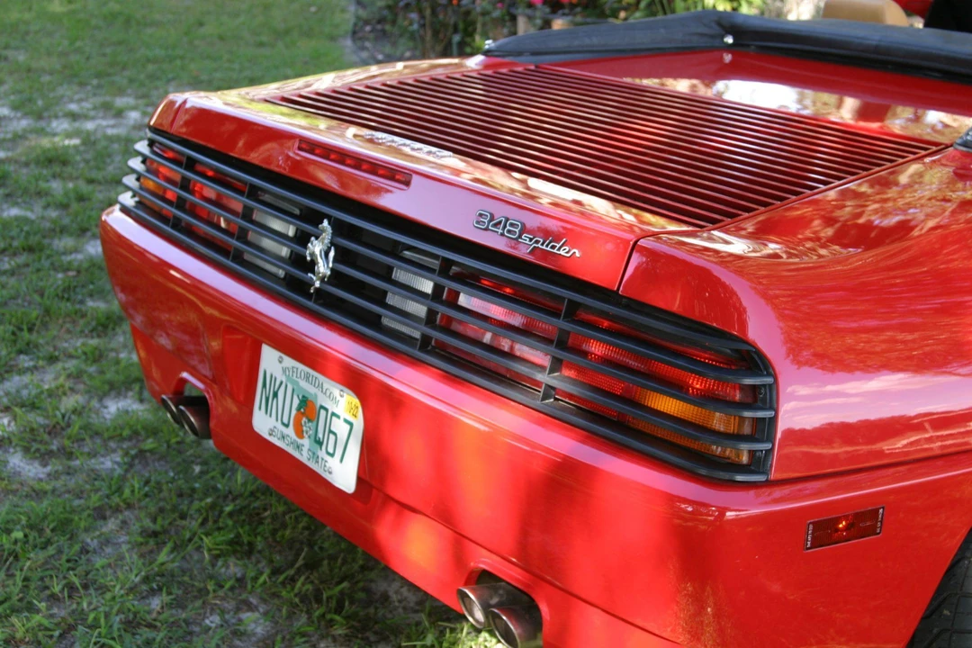 1994 Ferrari 348 Spider - Image 28 of 31