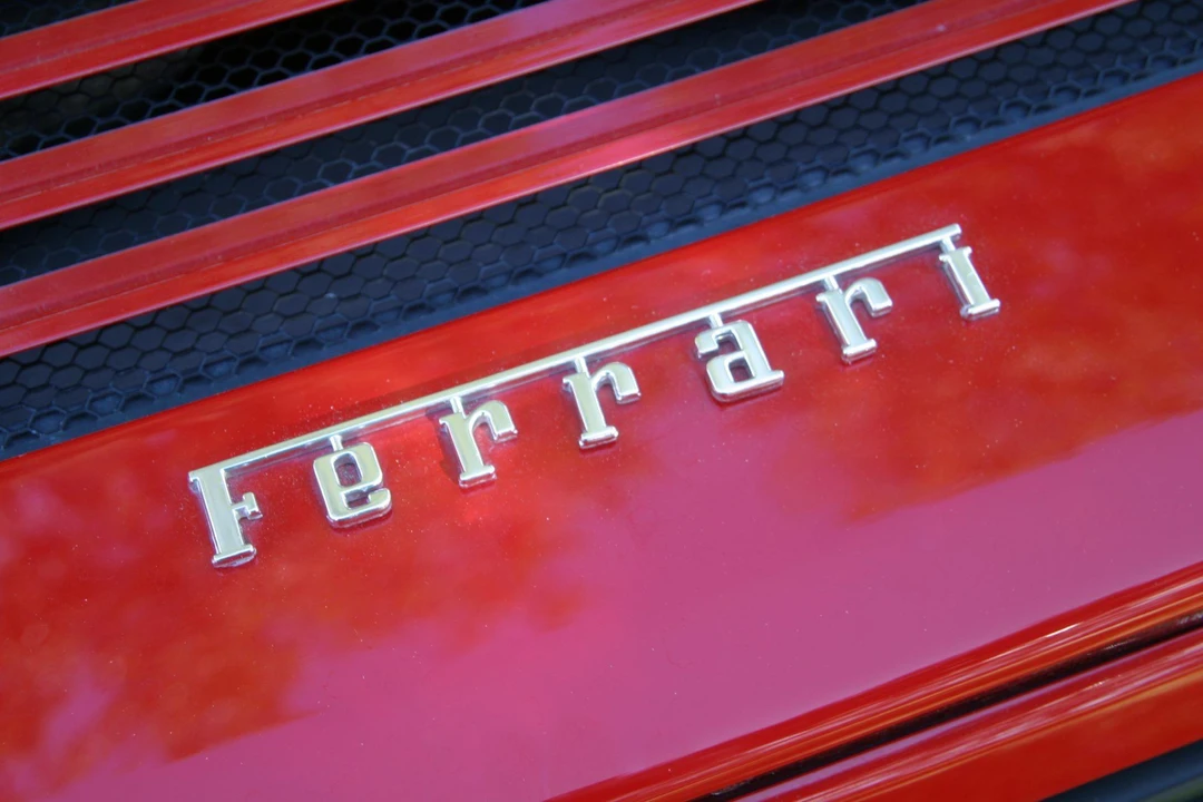 1994 Ferrari 348 Spider - Image 24 of 31