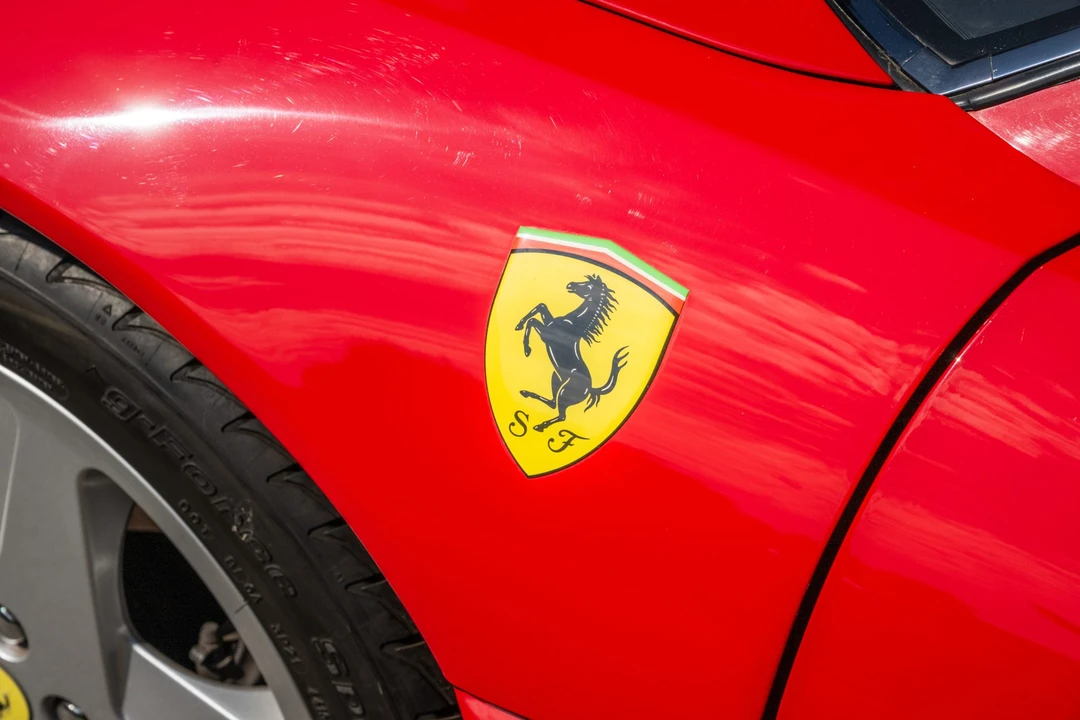 1994 Ferrari 348 Spider - Image 27 of 31