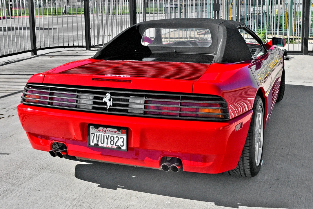 1994 Ferrari 348 Spider - Image 29 of 31