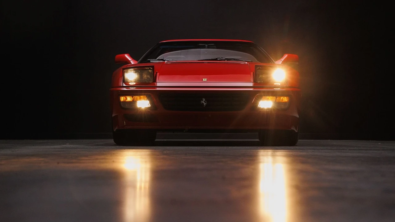 1994 Ferrari 348 Challenge - Image 28 of 31