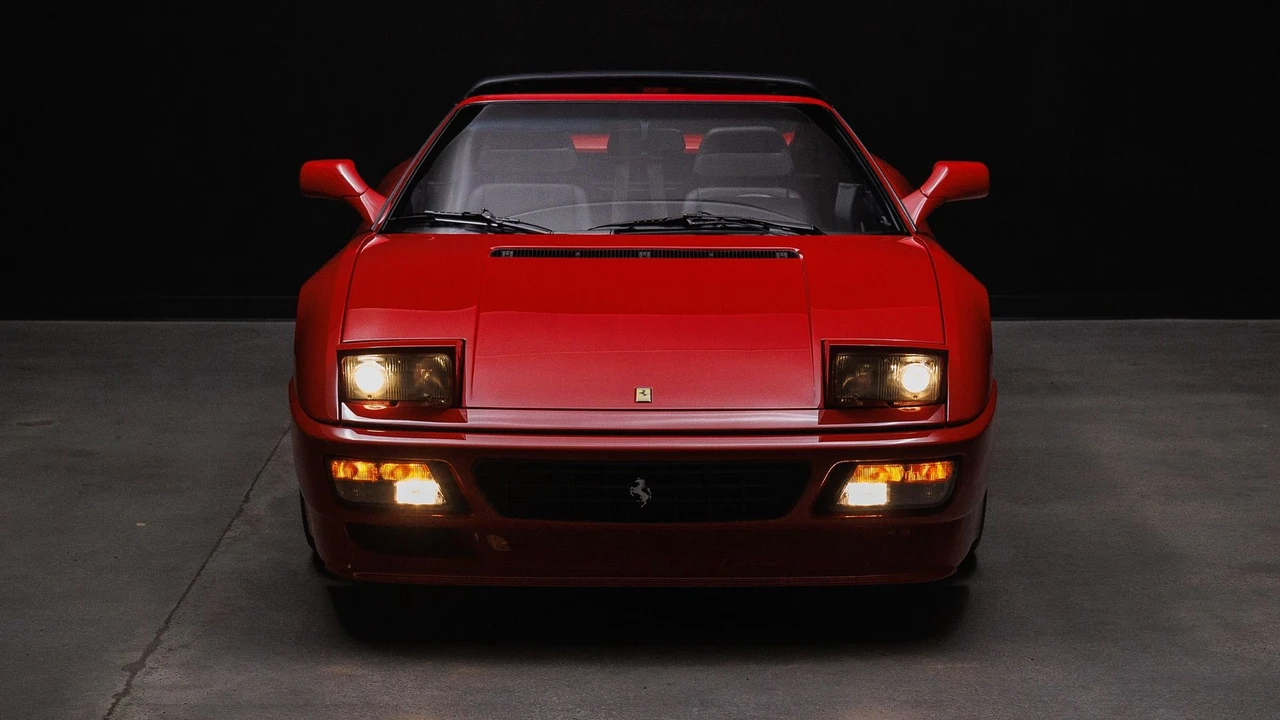 1994 Ferrari 348 Challenge - Image 29 of 31
