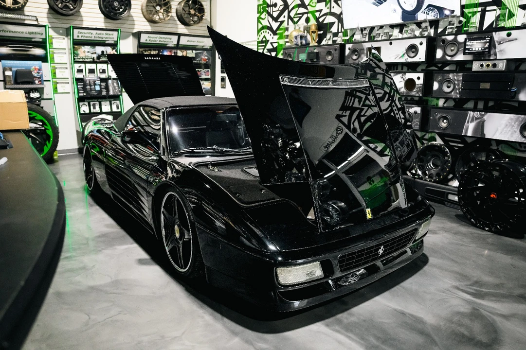 1994 Ferrari 348 - Image 14 of 21