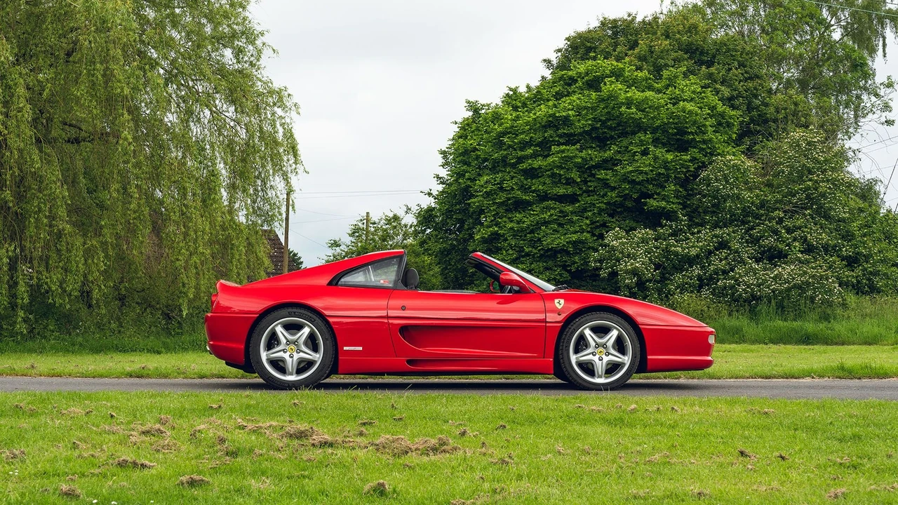 1994 Ferrari F355 GTS - Image 19 of 31