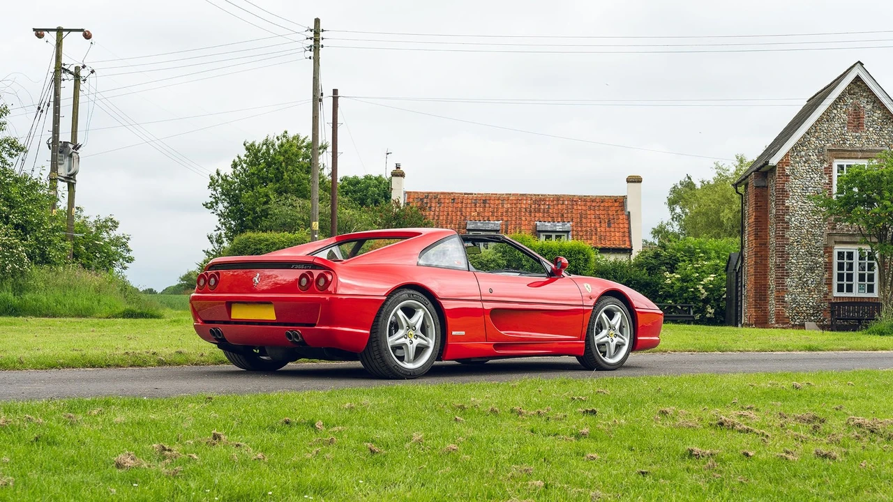 1994 Ferrari F355 GTS - Image 28 of 31