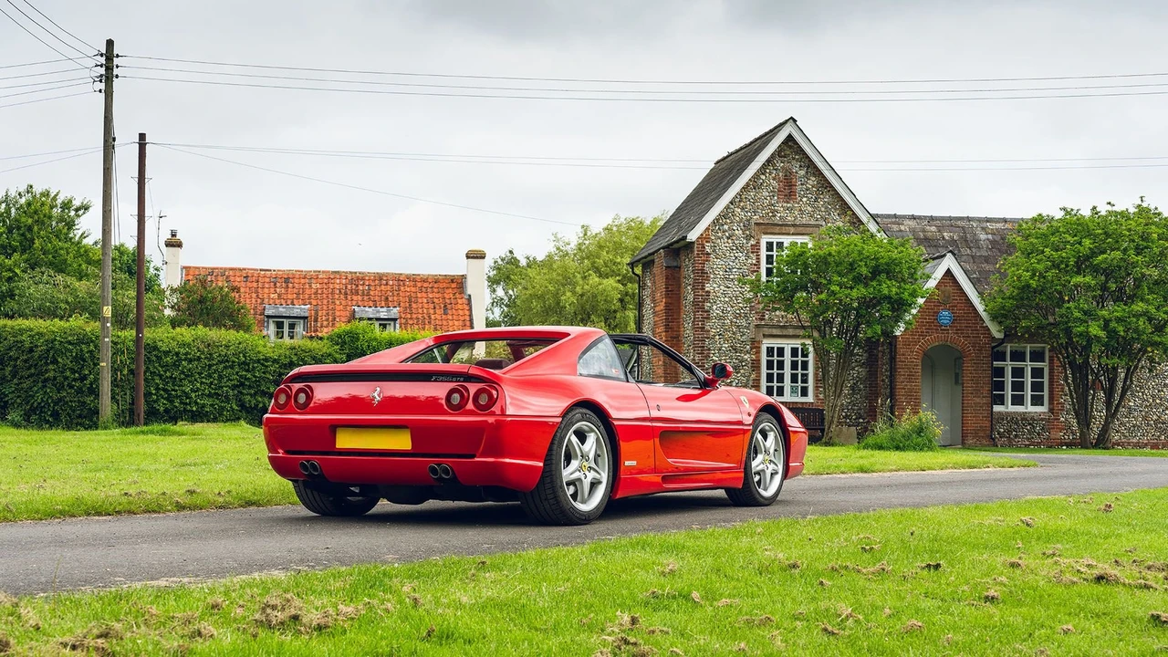 1994 Ferrari F355 GTS - Image 16 of 31