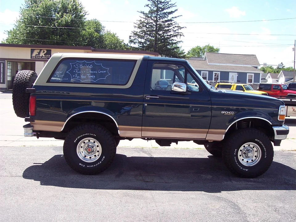 1994 Ford Bronco 5th Gen - Image 7 of 10