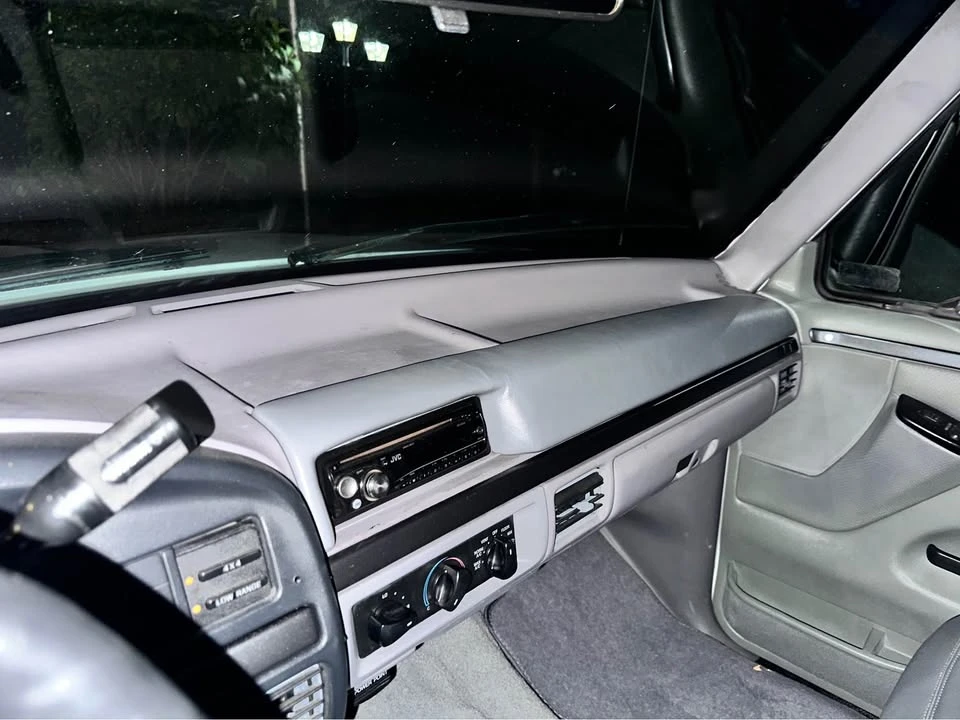 1994 Ford Bronco 5th Gen - Image 8 of 21