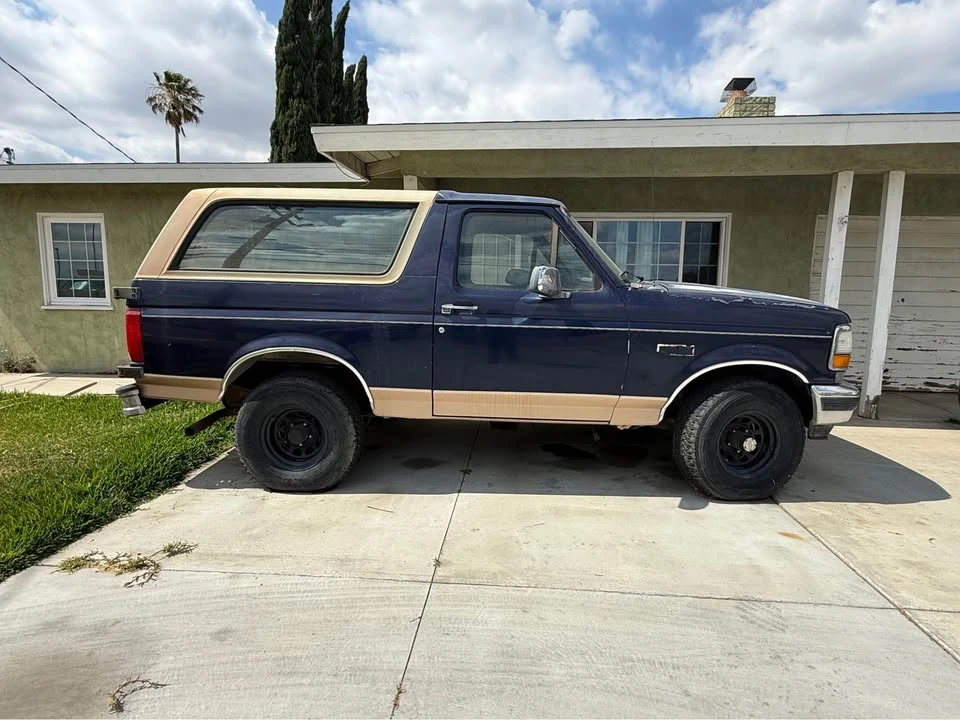 1994 Ford Bronco 5th Gen - Image 2 of 5