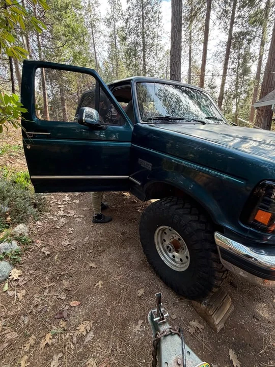 1994 Ford Bronco 5th Gen - Image 2 of 11