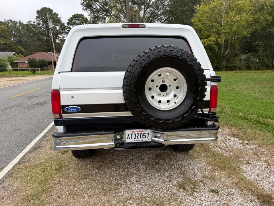 1994 Ford Bronco 5th Gen - Image 5 of 21