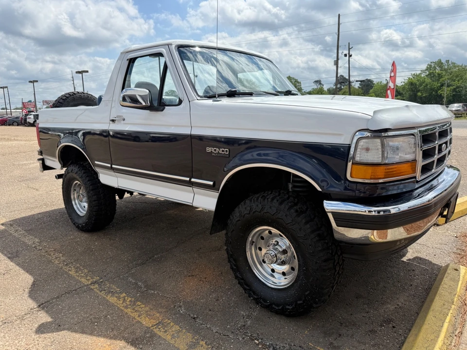 1994 Ford Bronco 5th Gen - Image 19 of 21