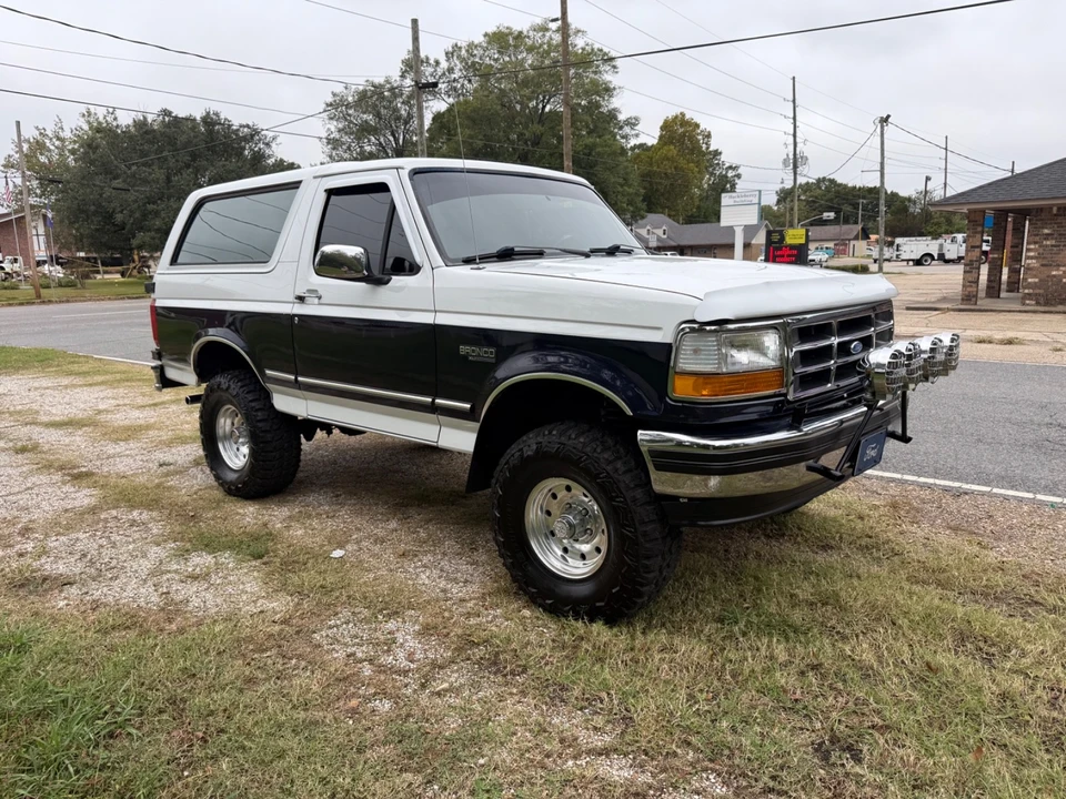 1994 Ford Bronco 5th Gen - Image 3 of 21
