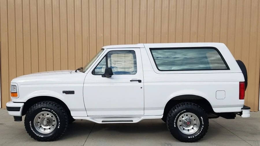1994 Ford Bronco 5th Gen - Image 2 of 8