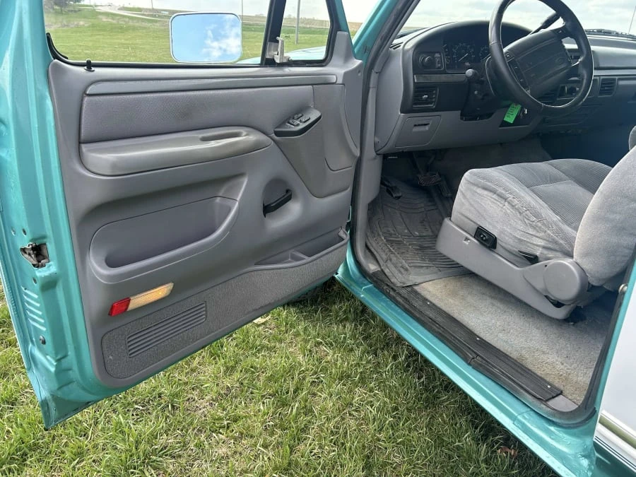 1994 Ford Bronco 5th Gen - Image 9 of 12