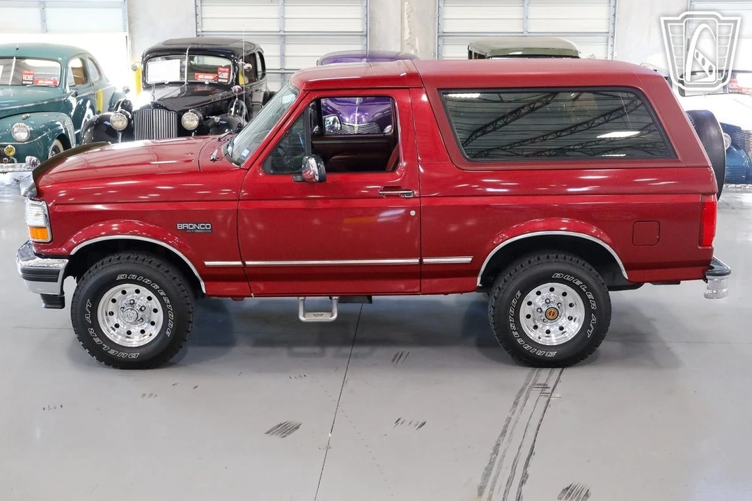 1994 Ford Bronco 5th Gen - Image 11 of 12