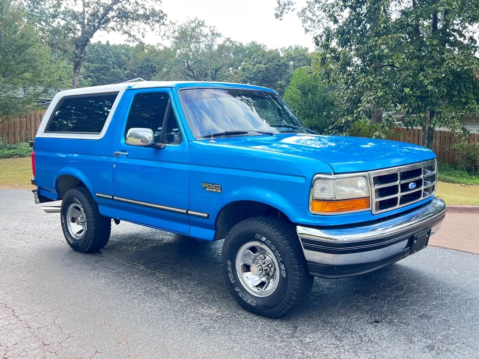 1994 Ford Bronco 5th Gen - Image 2 of 21