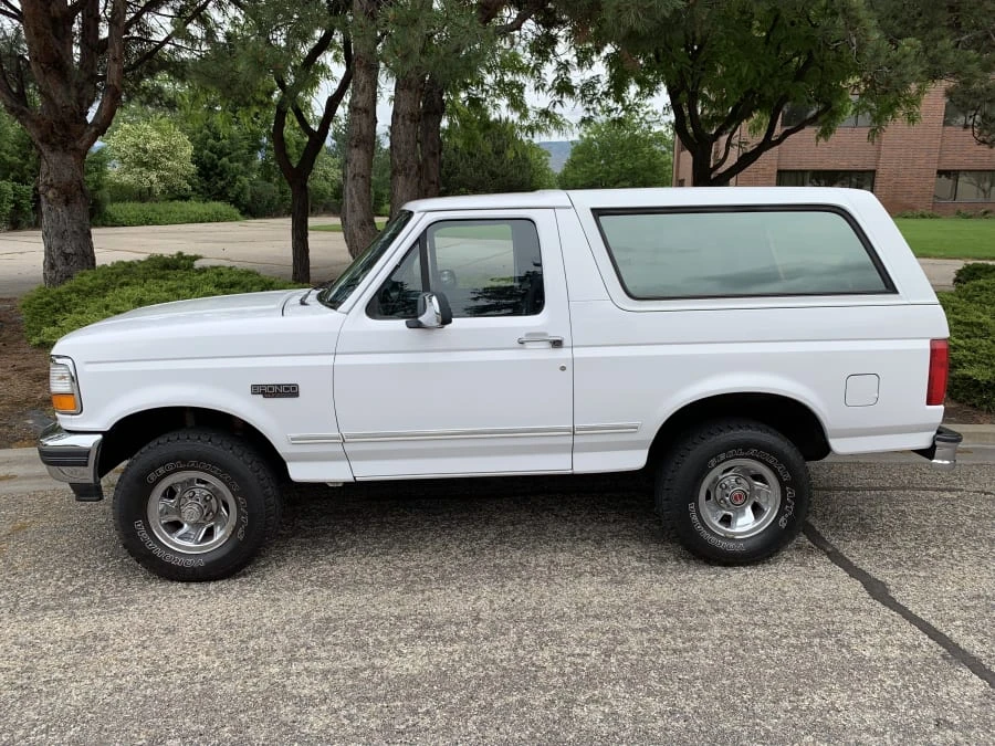 1994 Ford Bronco 5th Gen - Image 2 of 13