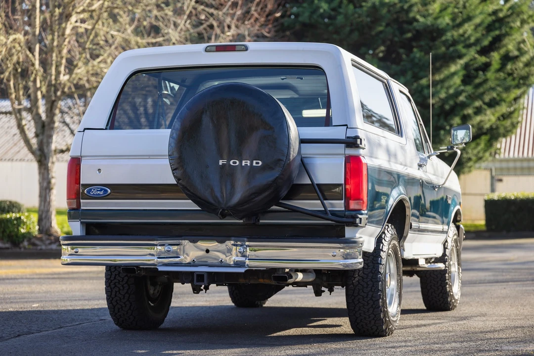 1994 Ford Bronco 5th Gen - Image 9 of 13