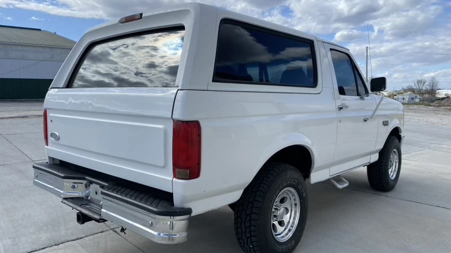 1994 Ford Bronco 5th Gen - Image 18 of 20