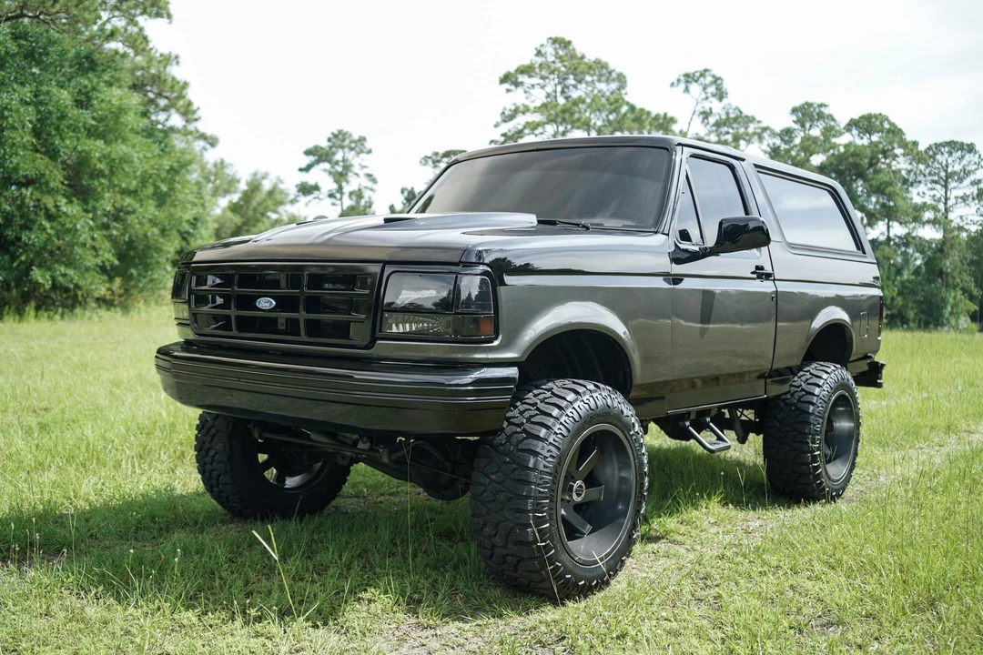 1994 Ford Bronco 5th Gen - Image 17 of 31