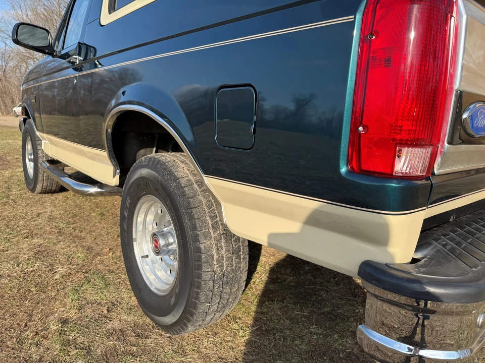 1994 Ford Bronco 5th Gen - Image 13 of 31