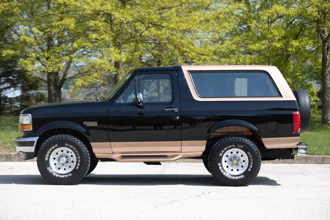 1994 Ford Bronco 5th Gen - Image 15 of 31