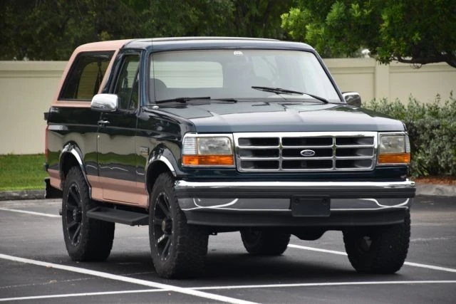 1994 Ford Bronco 5th Gen - Image 2 of 17