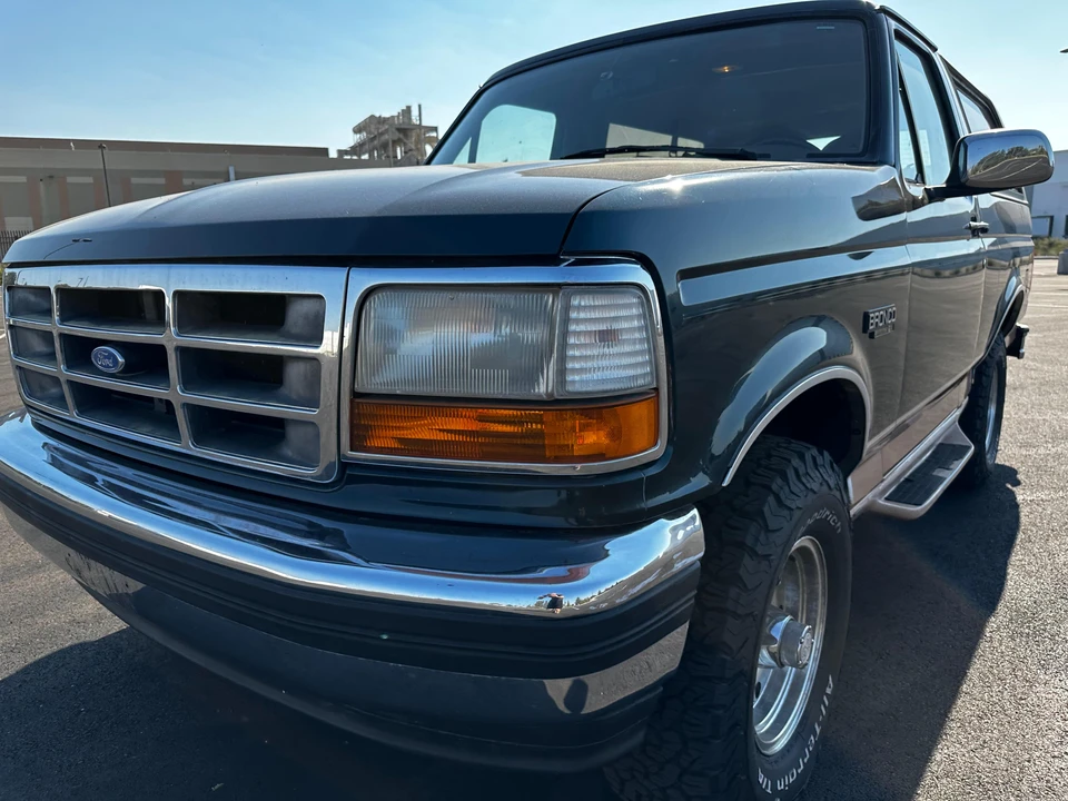 1994 Ford Bronco 5th Gen - Image 28 of 31