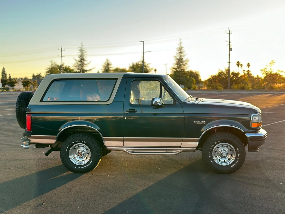 1994 Ford Bronco 5th Gen - Image 15 of 31