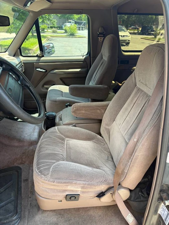 1994 Ford Bronco 5th Gen - Image 9 of 10