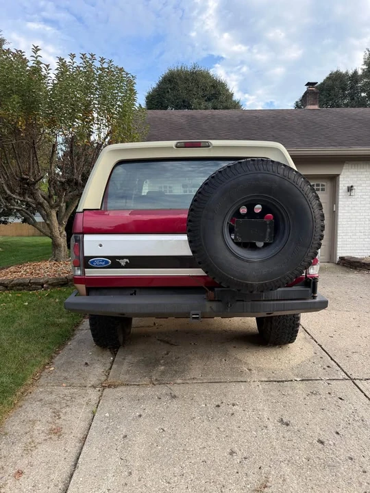 1994 Ford Bronco 5th Gen - Image 2 of 20