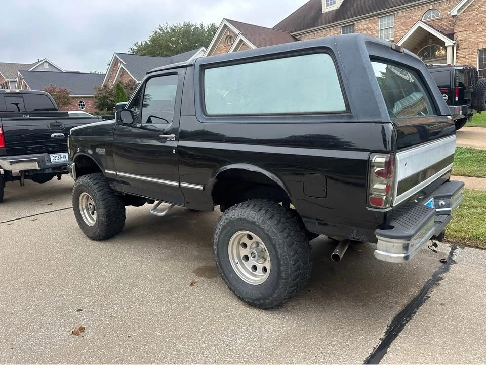 1994 Ford Bronco 4th Gen - Image 3 of 11