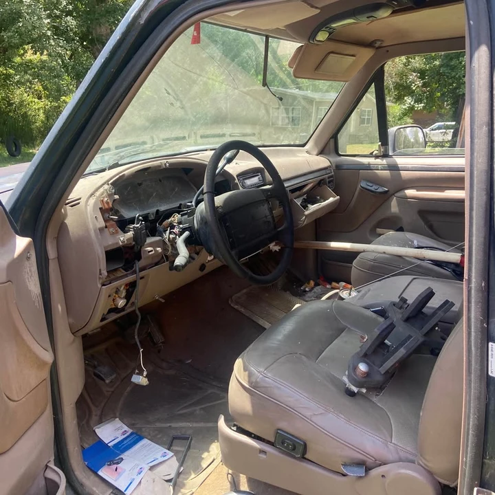 1994 Ford Bronco 5th Gen - Image 8 of 9