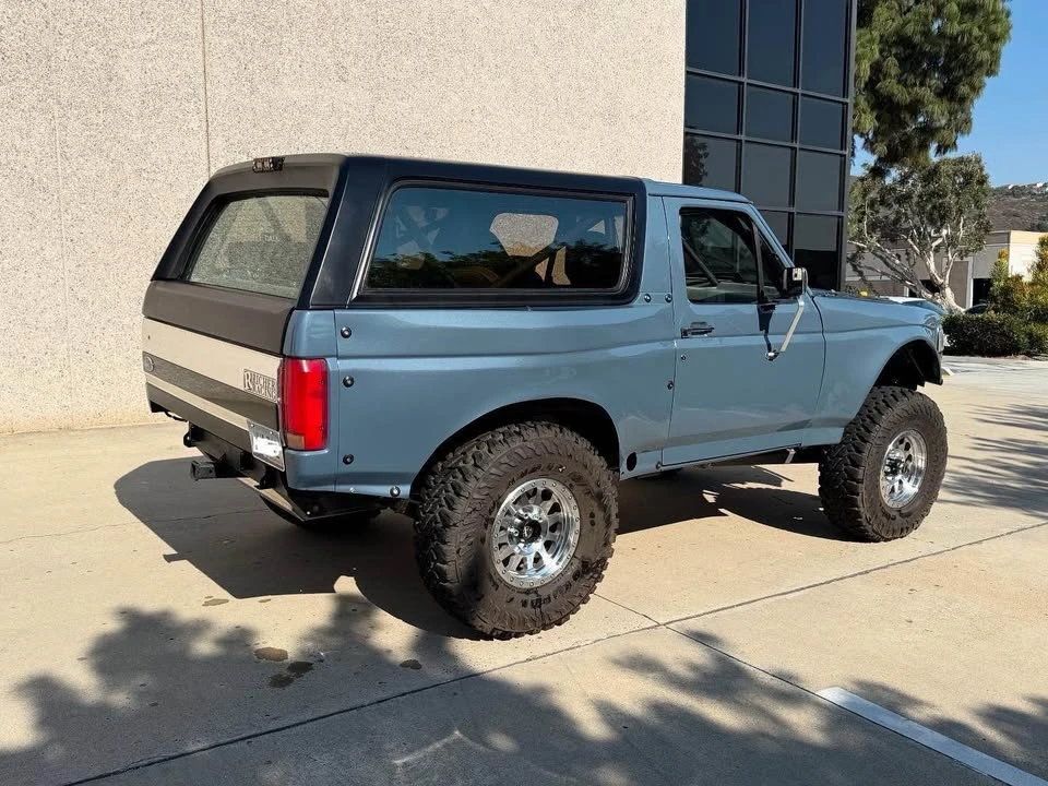1994 Ford Bronco 5th Gen - Image 4 of 12
