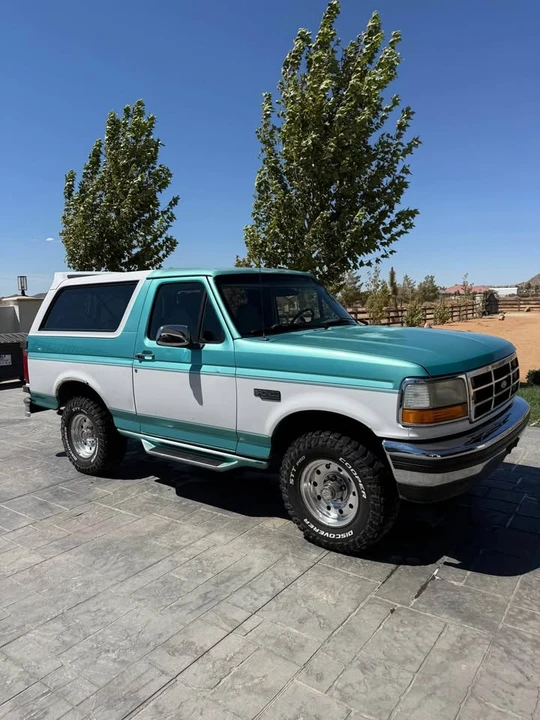 1994 Ford Bronco 5th Gen - Image 2 of 8