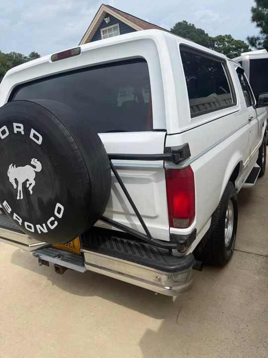 1994 Ford Bronco 5th Gen - Image 3 of 13