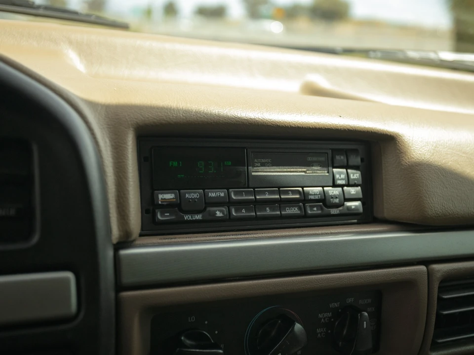 1994 Ford Bronco 5th Gen - Image 19 of 25