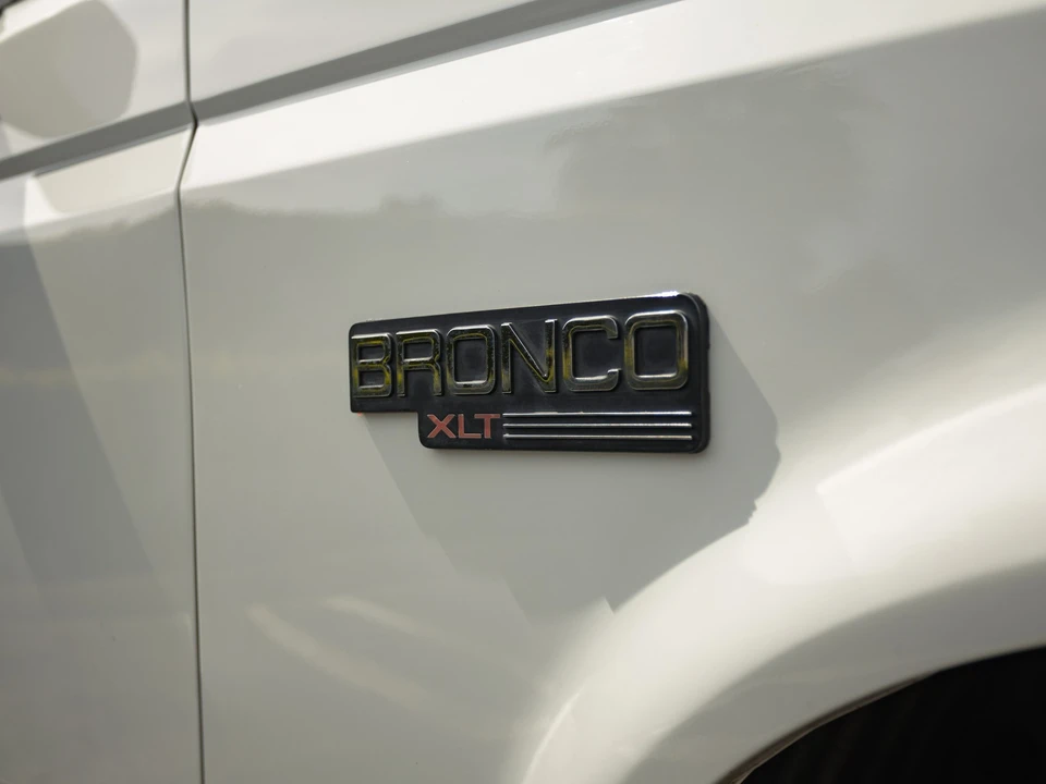 1994 Ford Bronco 5th Gen - Image 10 of 25