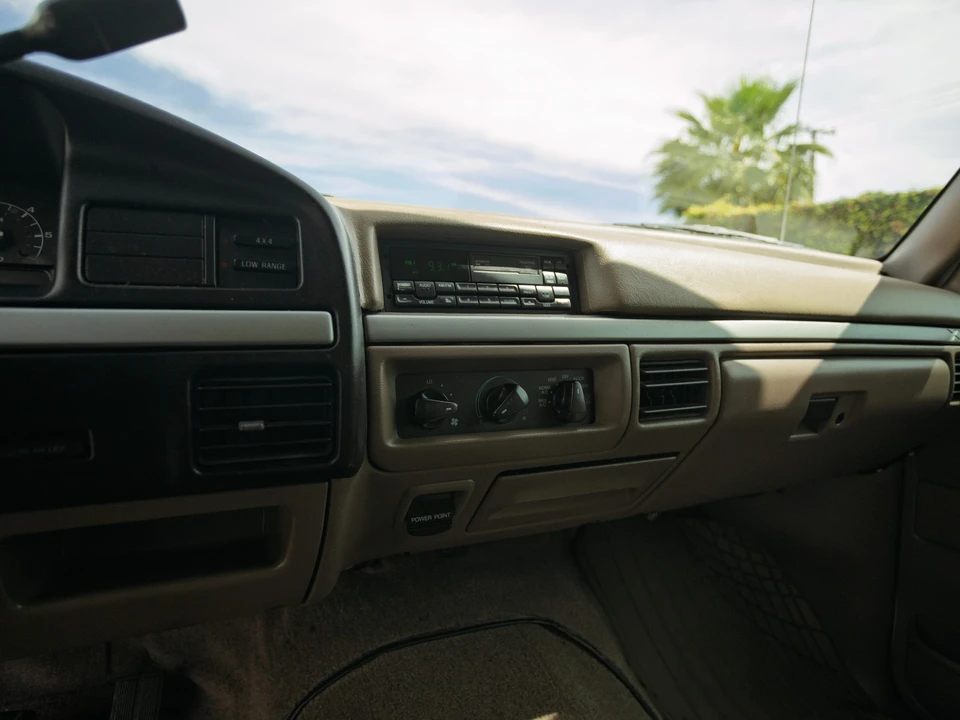 1994 Ford Bronco 5th Gen - Image 20 of 25