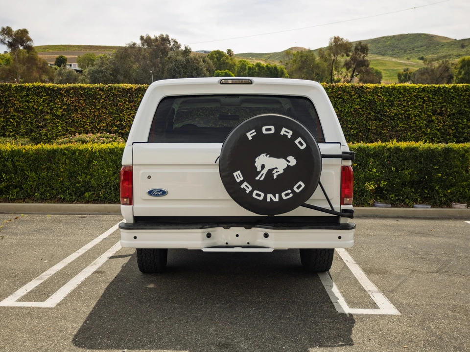 1994 Ford Bronco 5th Gen - Image 6 of 25