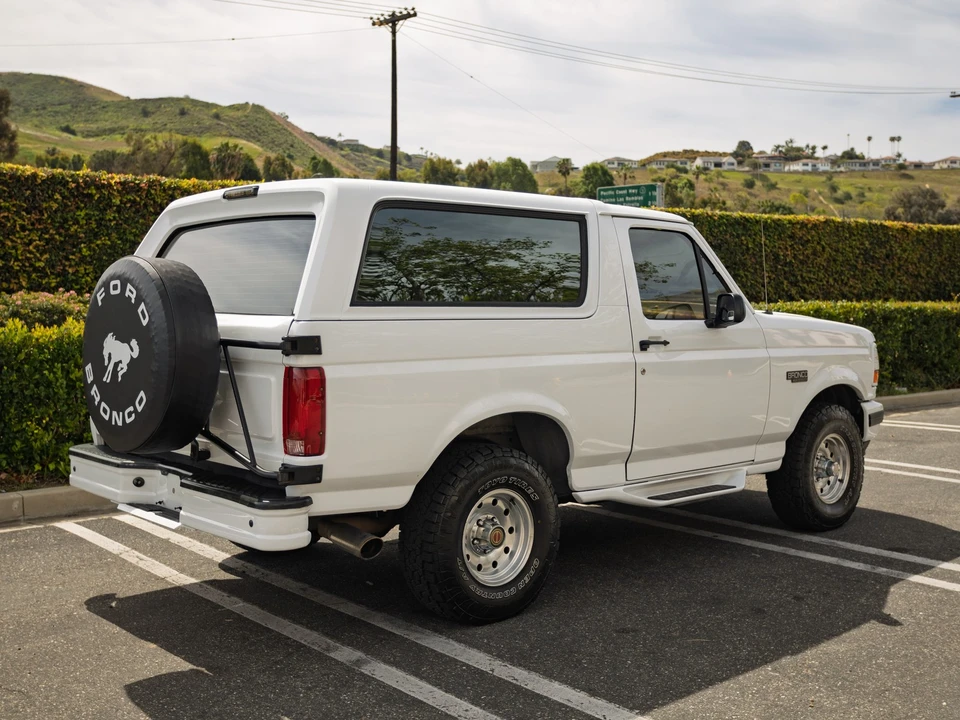1994 Ford Bronco 5th Gen - Image 5 of 25