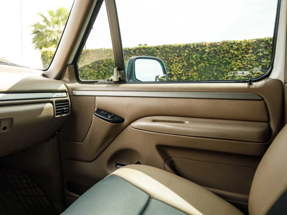 1994 Ford Bronco 5th Gen - Image 23 of 25