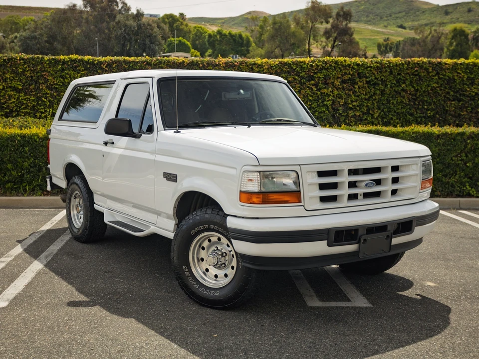 1994 Ford Bronco 5th Gen - Image 3 of 25