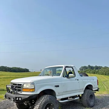 1994 Ford Bronco Sport Utility 2D