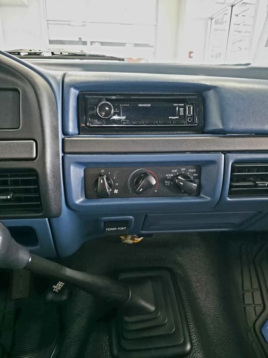 1994 Ford Bronco 5th Gen - Image 13 of 14