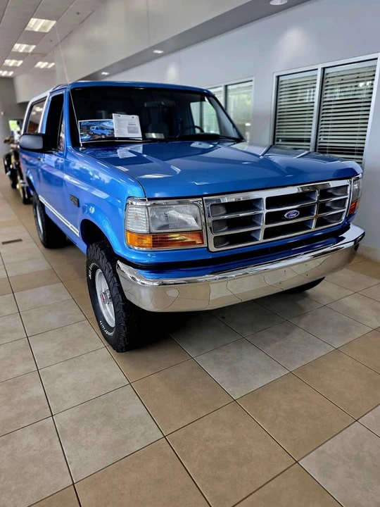 1994 Ford Bronco 5th Gen - Image 2 of 14