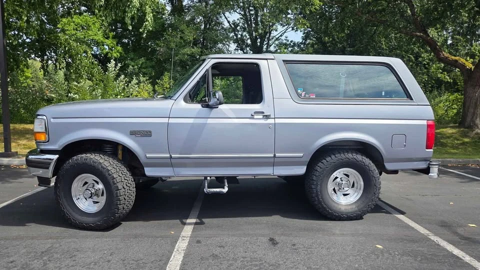 1994 Ford Bronco 5th Gen - Image 2 of 19